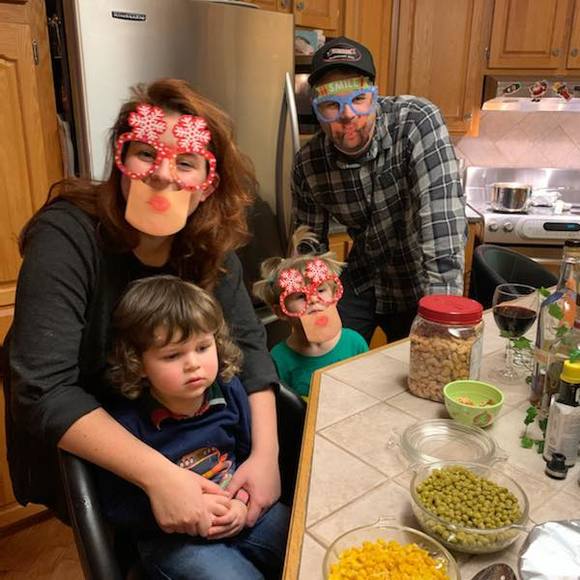 Meet your Posher, Sara - Picture 1 of 1